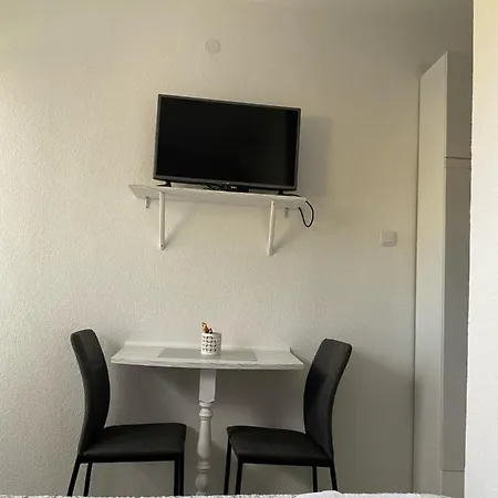 Mak تريبينيي