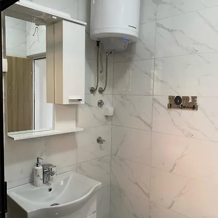 Mak تريبينيي